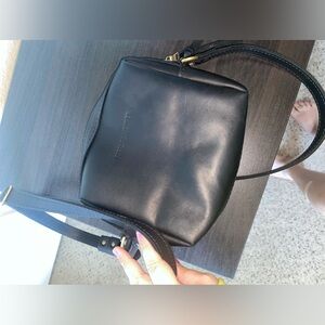Portland leather black crossbody
